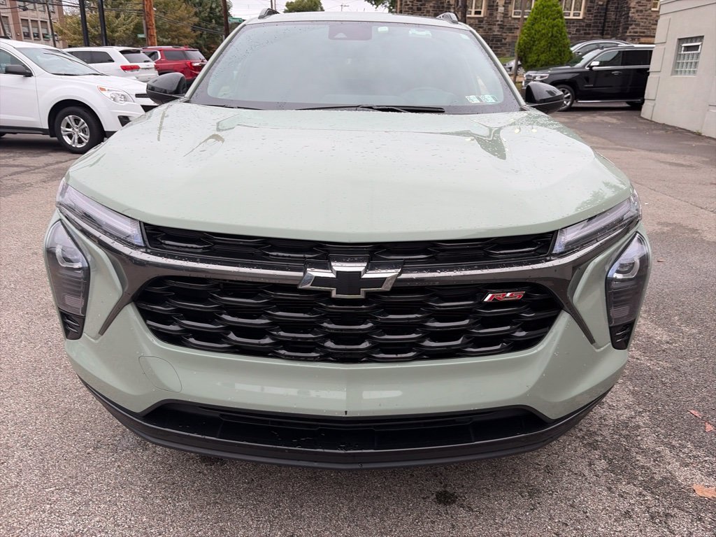 Used 2024 Cacti Green Chevrolet 2RS image 8