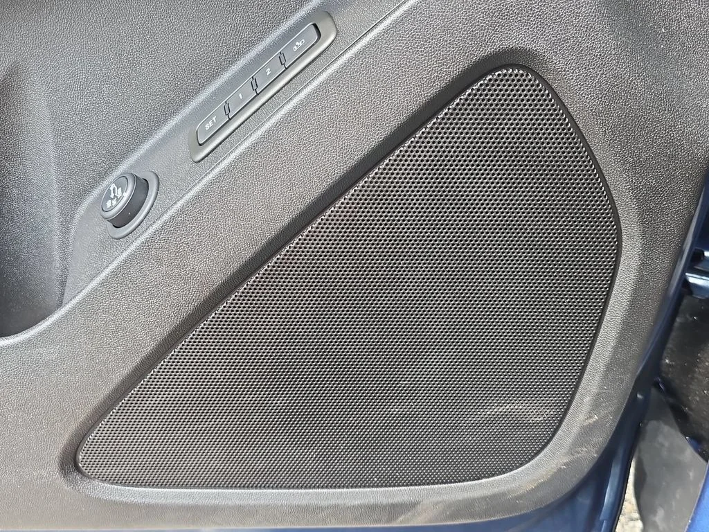 Used 2024 Blue Chevrolet Premier image 25