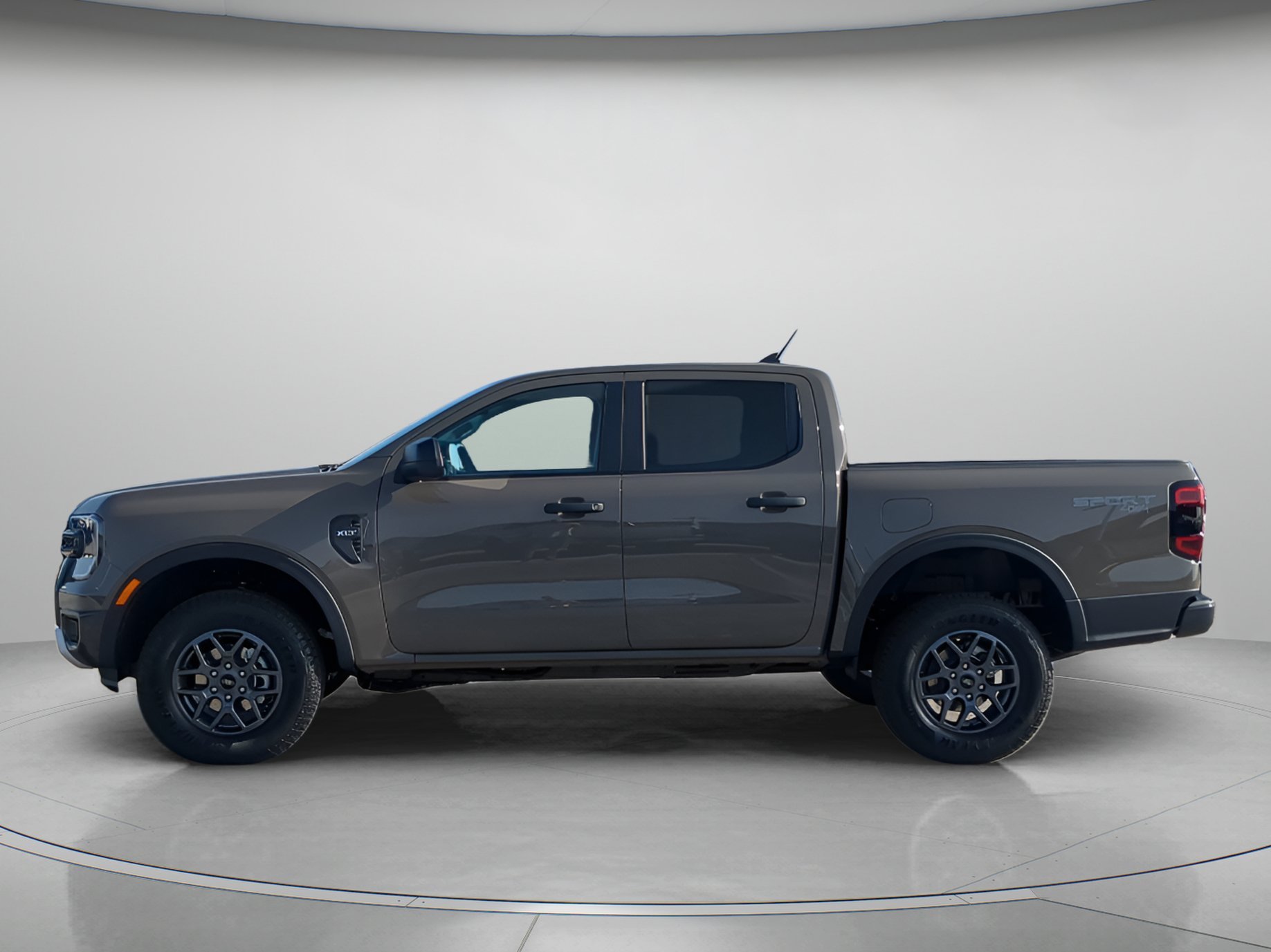 New 2026 Marsh Gray Ford XLT image 40