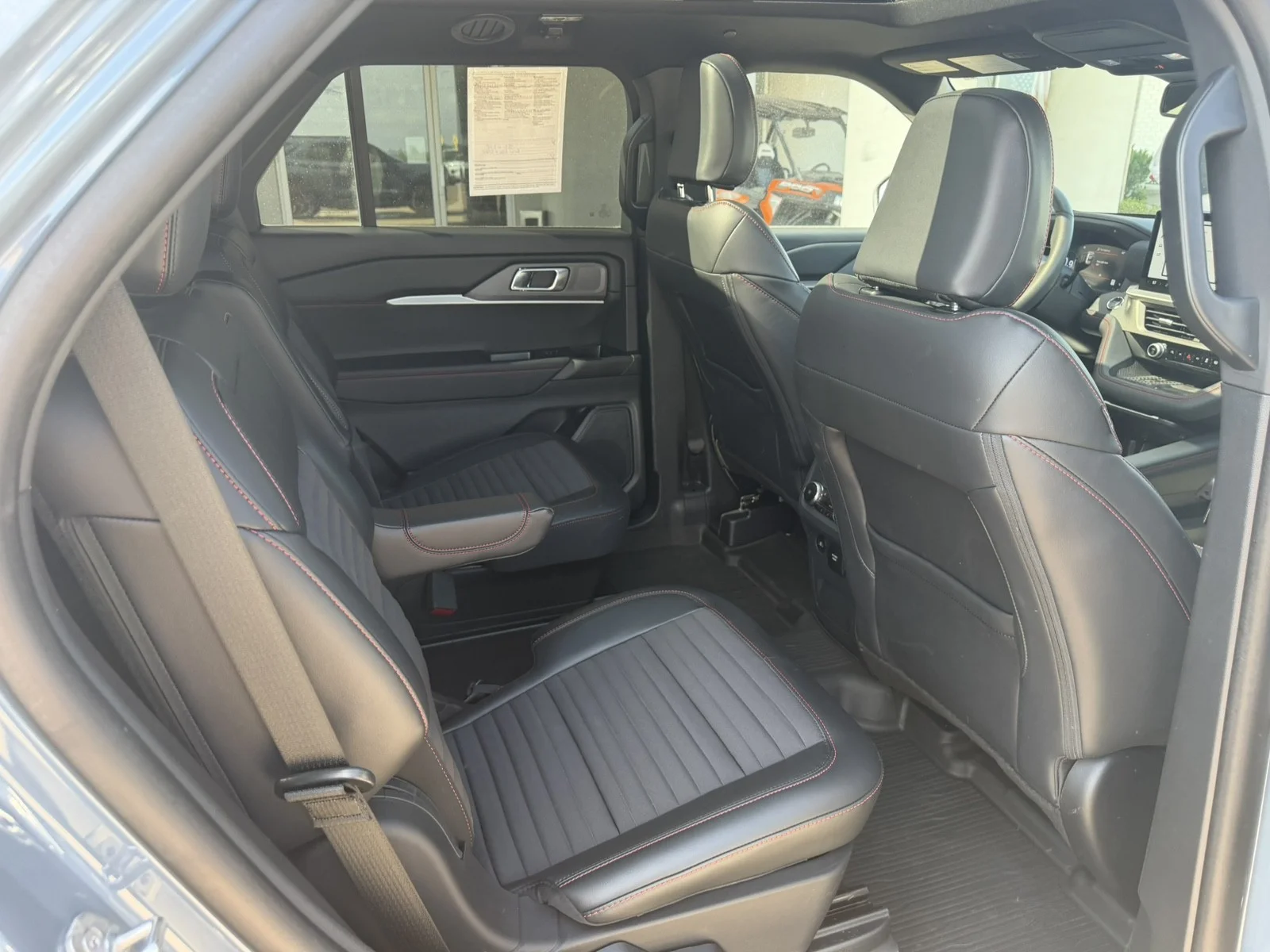 Used 2025 Vapor Blue Metallic Ford ST-Line image 11