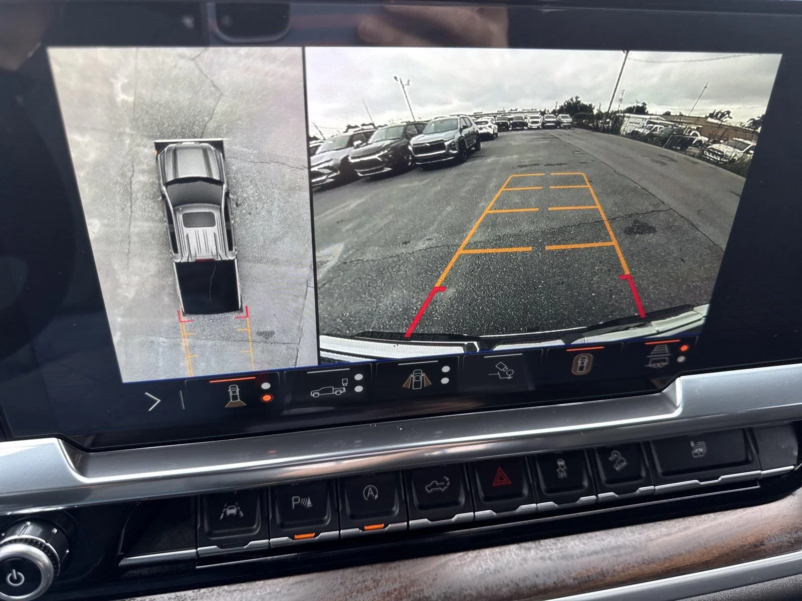 Used 2025 Sterling Metallic GMC SLT image 25