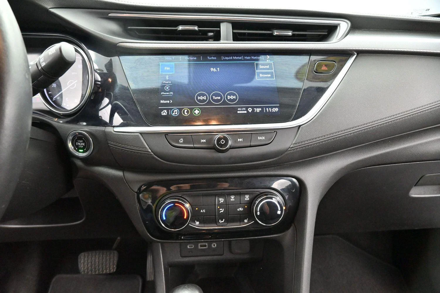 Used 2023 Rosewood Metallic Buick Preferred image 21