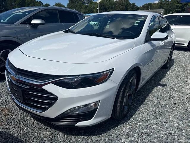 2024 Chevrolet Malibu LT