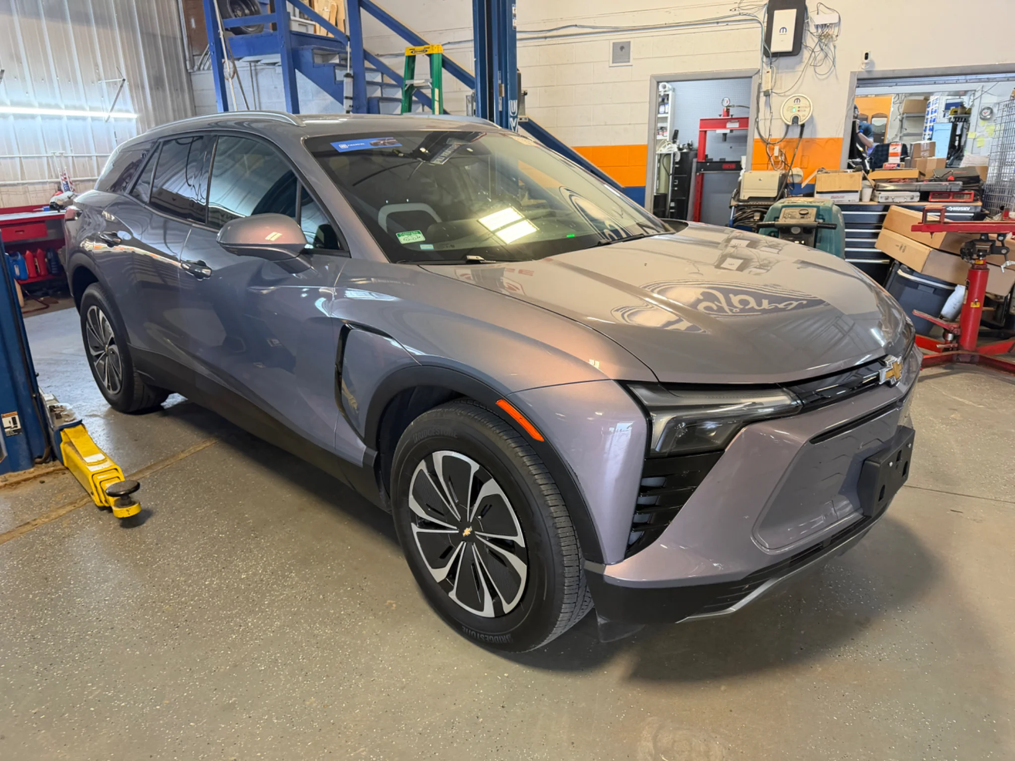 Used 2024 Galaxy Gray Metallic Chevrolet eAWD LT image 30