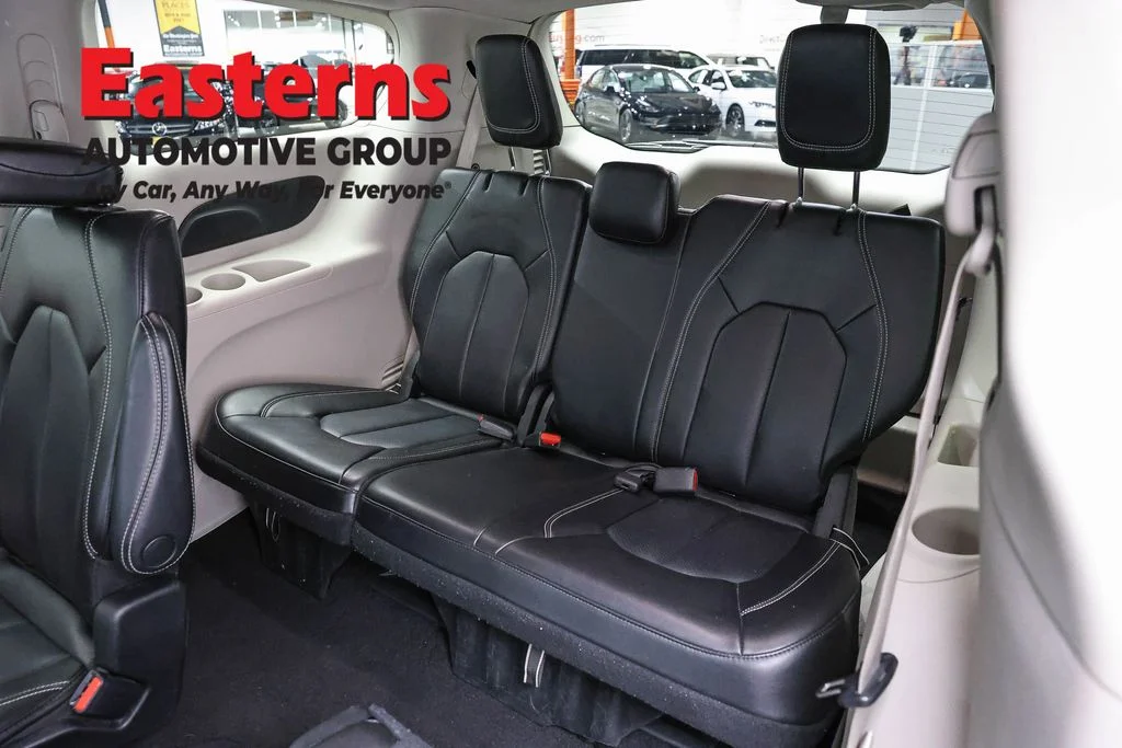 Used 2023 Gray Chrysler Touring L image 22