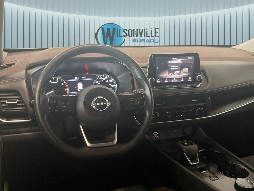 Used 2022 White Nissan S image 14