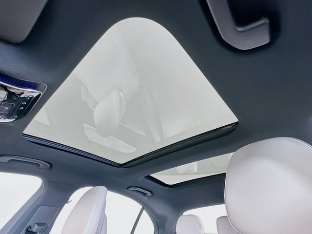 New 2026 Polar White Mercedes-Benz C 300 image 22