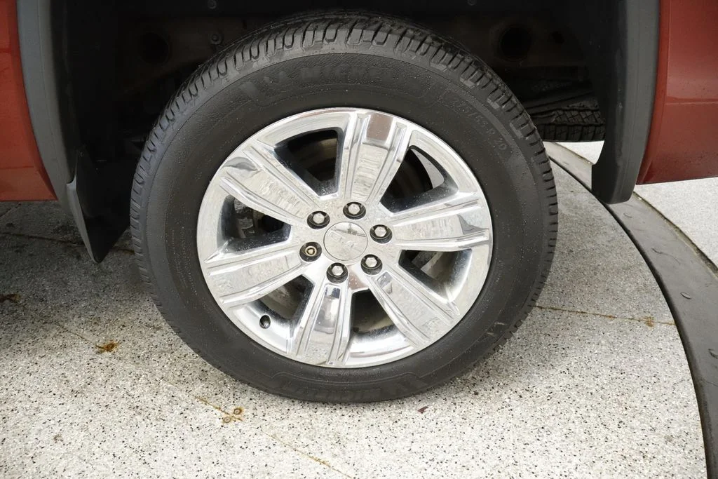 Used 2018 Red GMC SLT image 13