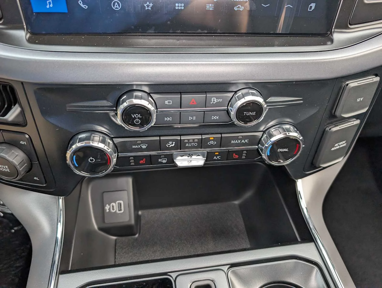 New 2026 Oxford White Ford XLT image 26