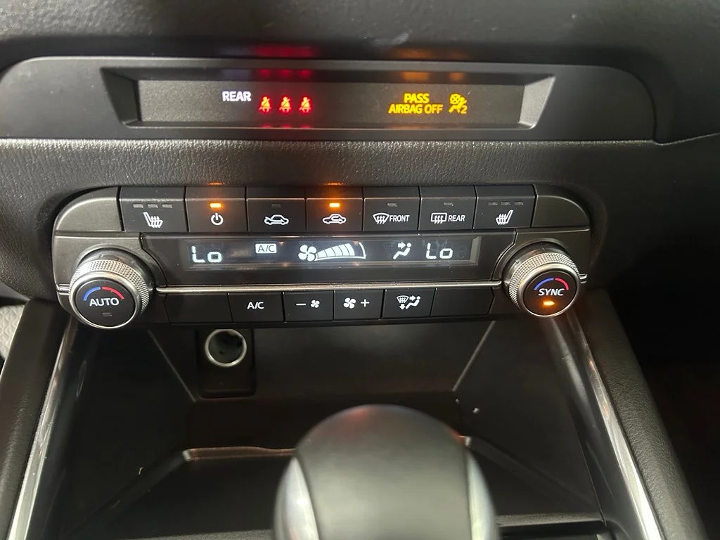 Used 2025 Black Mazda 2.5 S Carbon Edition image 6