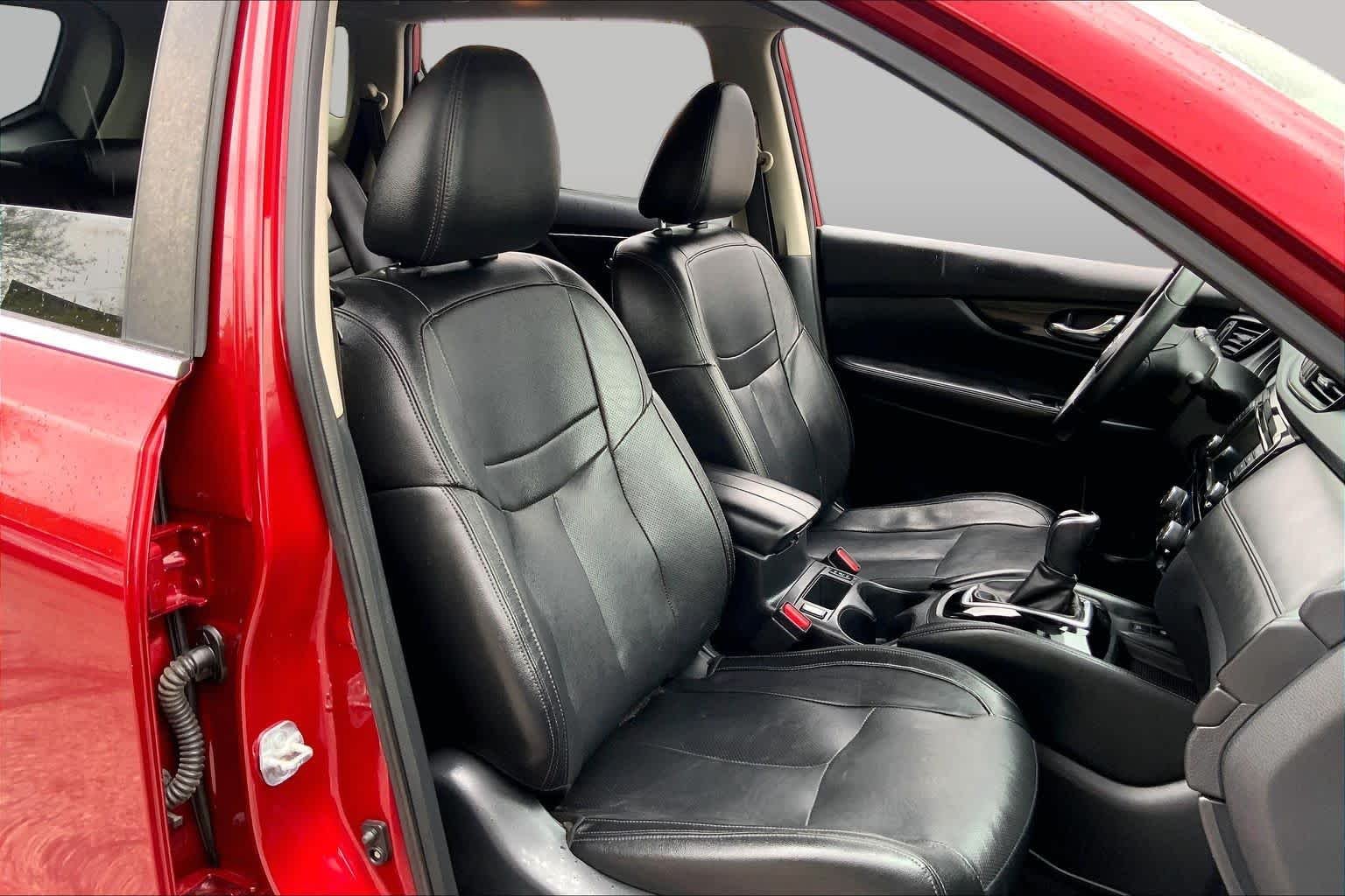 Used 2020 Scarlet Ember Tintcoat Nissan SL image 8