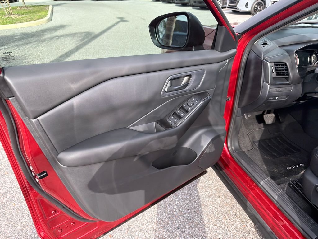 New 2026 Nissan Rogue S 4D Sport Utility