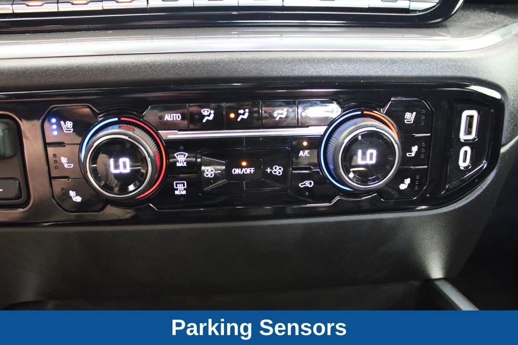 Used 2024 Pearl Chevrolet High Country image 9