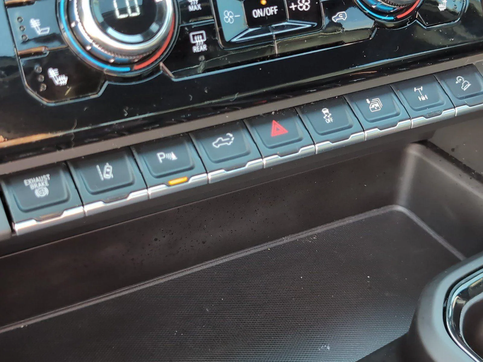 Used 2025 Onyx Black GMC AT4X image 26