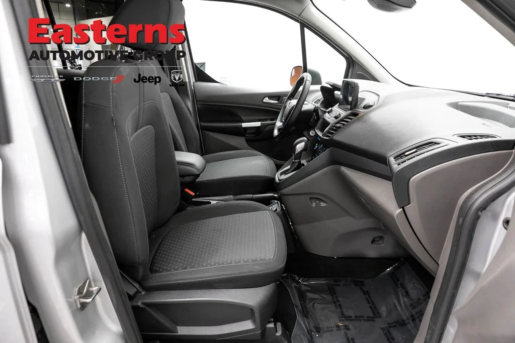 Used 2021 Silver Ford XLT image 23