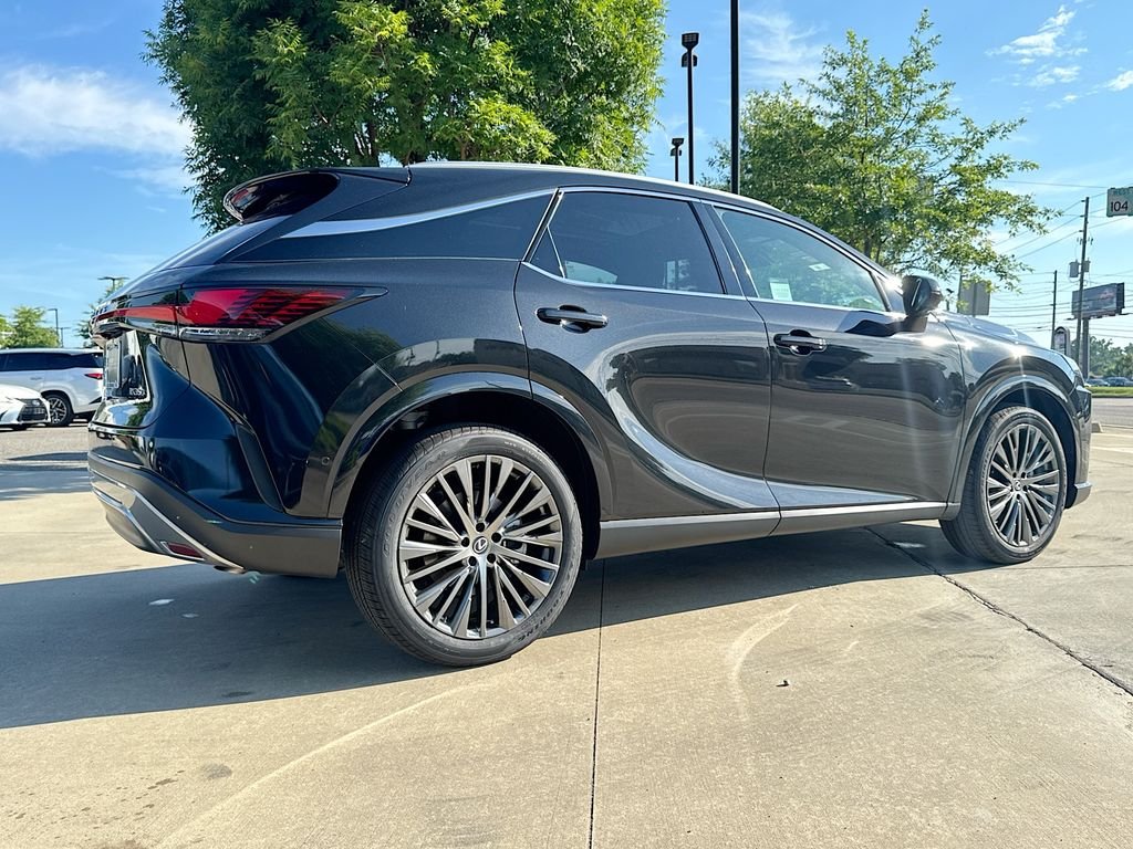 Used 2023 Black Lexus 350 Luxury image 8