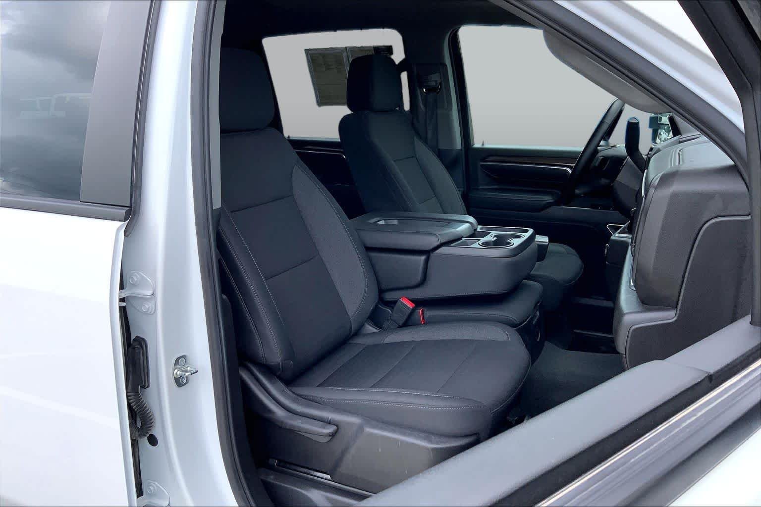 2025 Chevrolet Silverado 2500HD LT - Photo 9