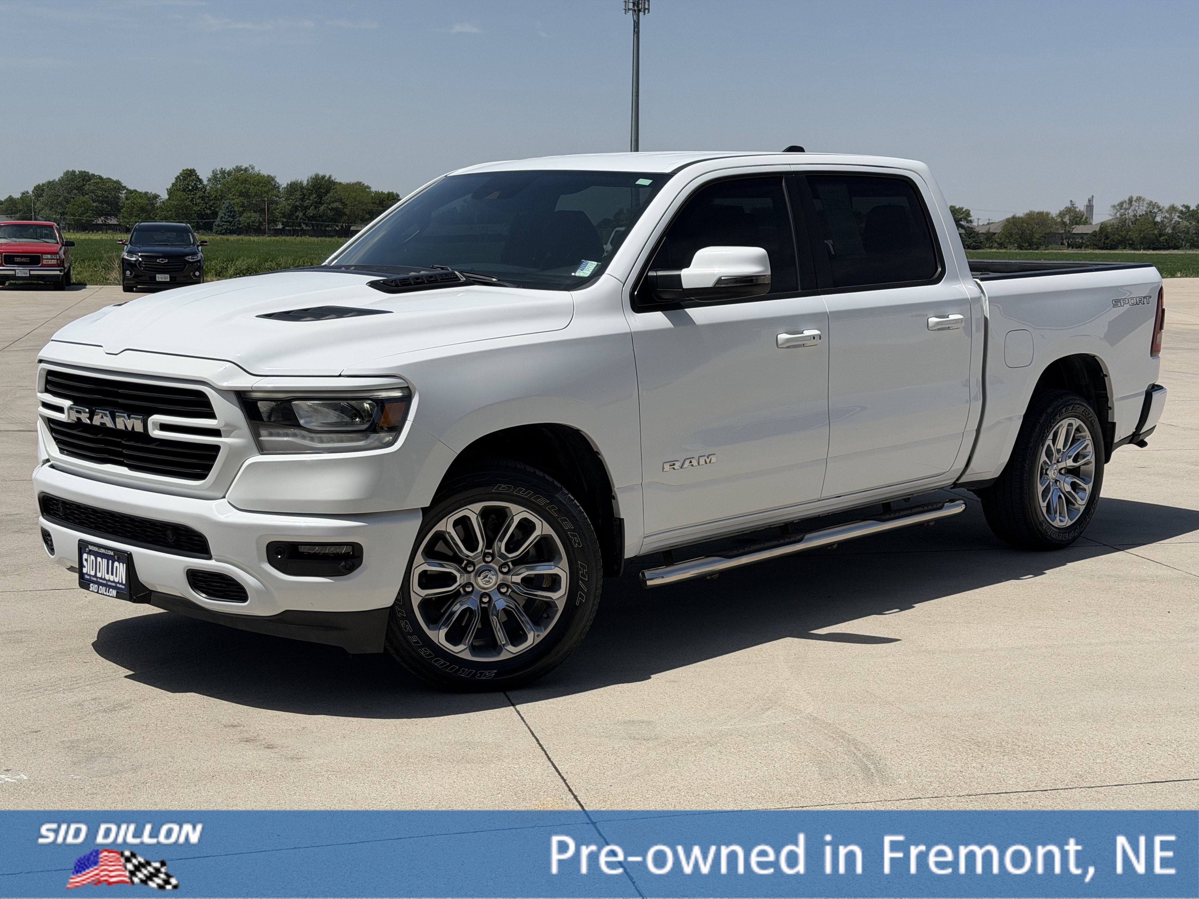 2023 RAM 1500 Laramie 4x4 Crew Cab 5'7's photo