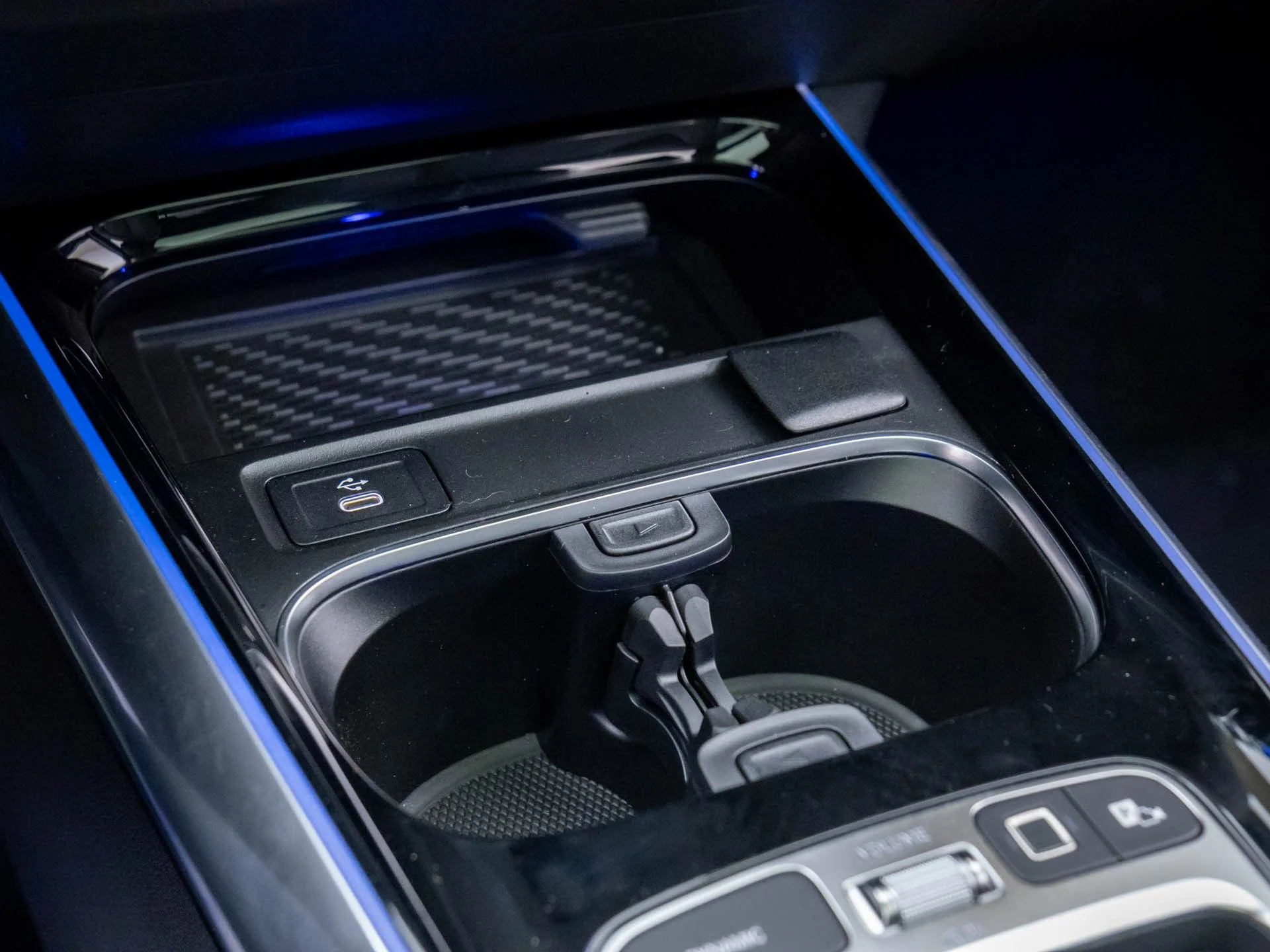 New 2026 Black Mercedes-Benz GLA 250 image 27
