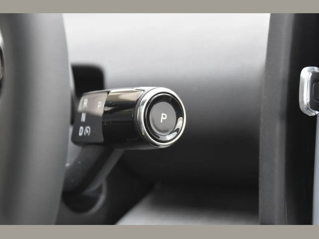 2026 Volvo EX30 Ultra - Photo 35