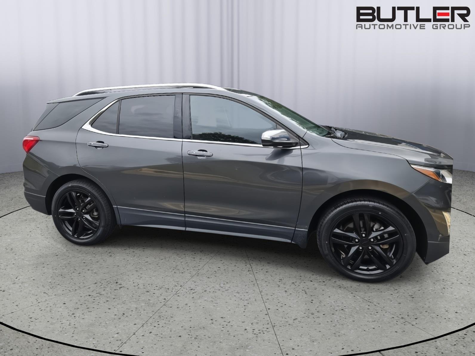 Used 2019 Nightfall Gray Metallic Chevrolet Premier image 4
