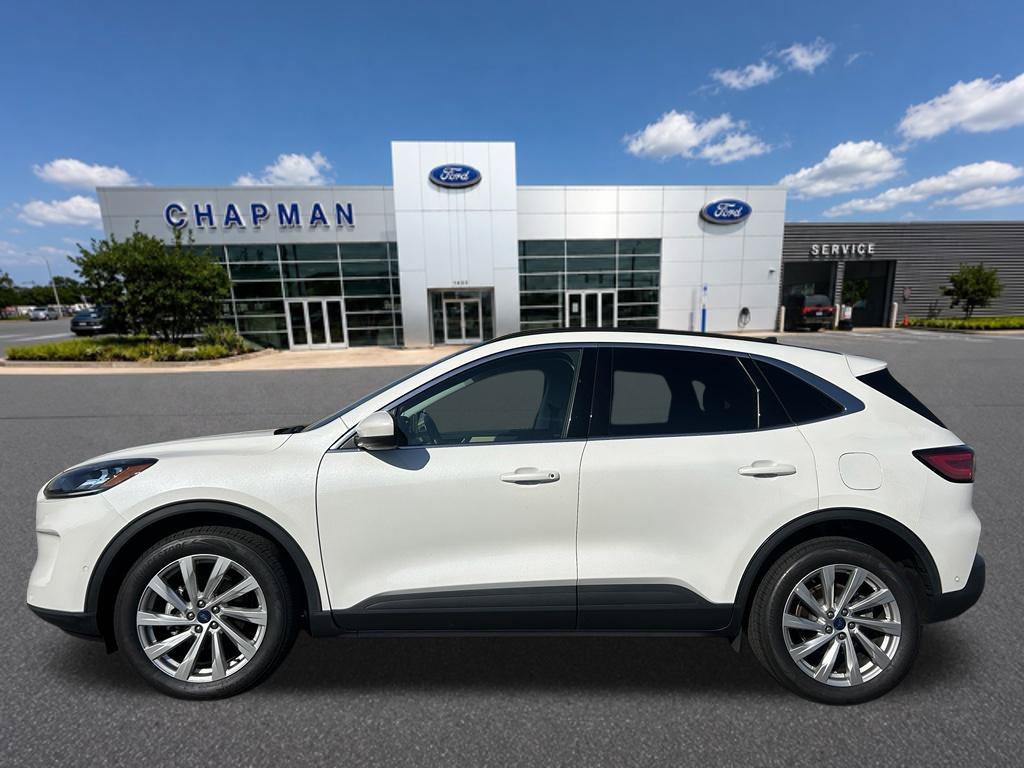 Used 2022 White Metallic Ford Titanium image 2