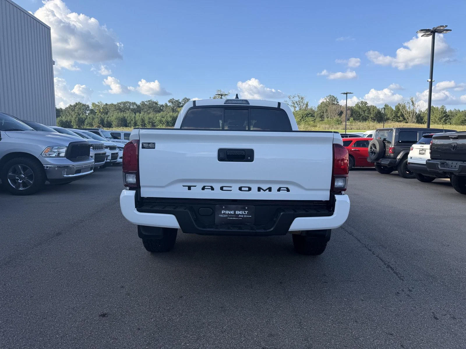 Used 2022 White Toyota SR image 5