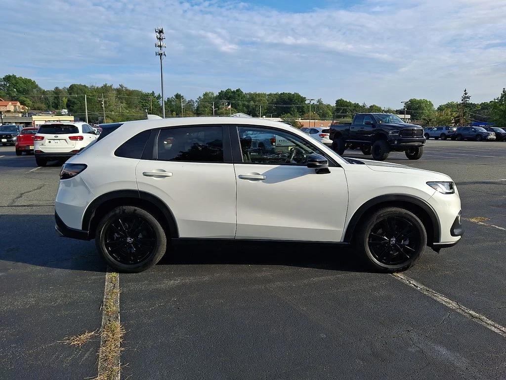 2026 Honda HR-V Sport - Photo 7