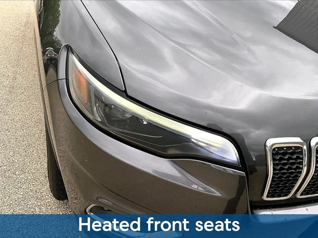Used 2019 Gray Jeep Limited image 32