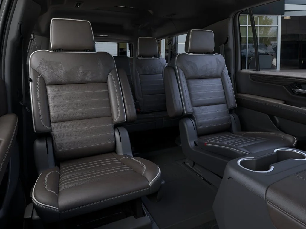New 2027 Sterling Metallic GMC Denali Ultimate image 17