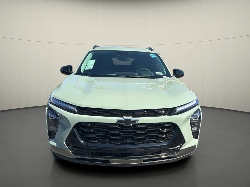 New 2026 Green Chevrolet ACTIV image 2