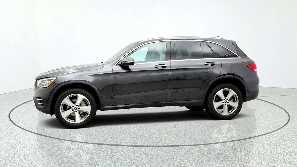 Used 2022 Graphite Grey Metallic Mercedes-Benz GLC 300 SUV image 8