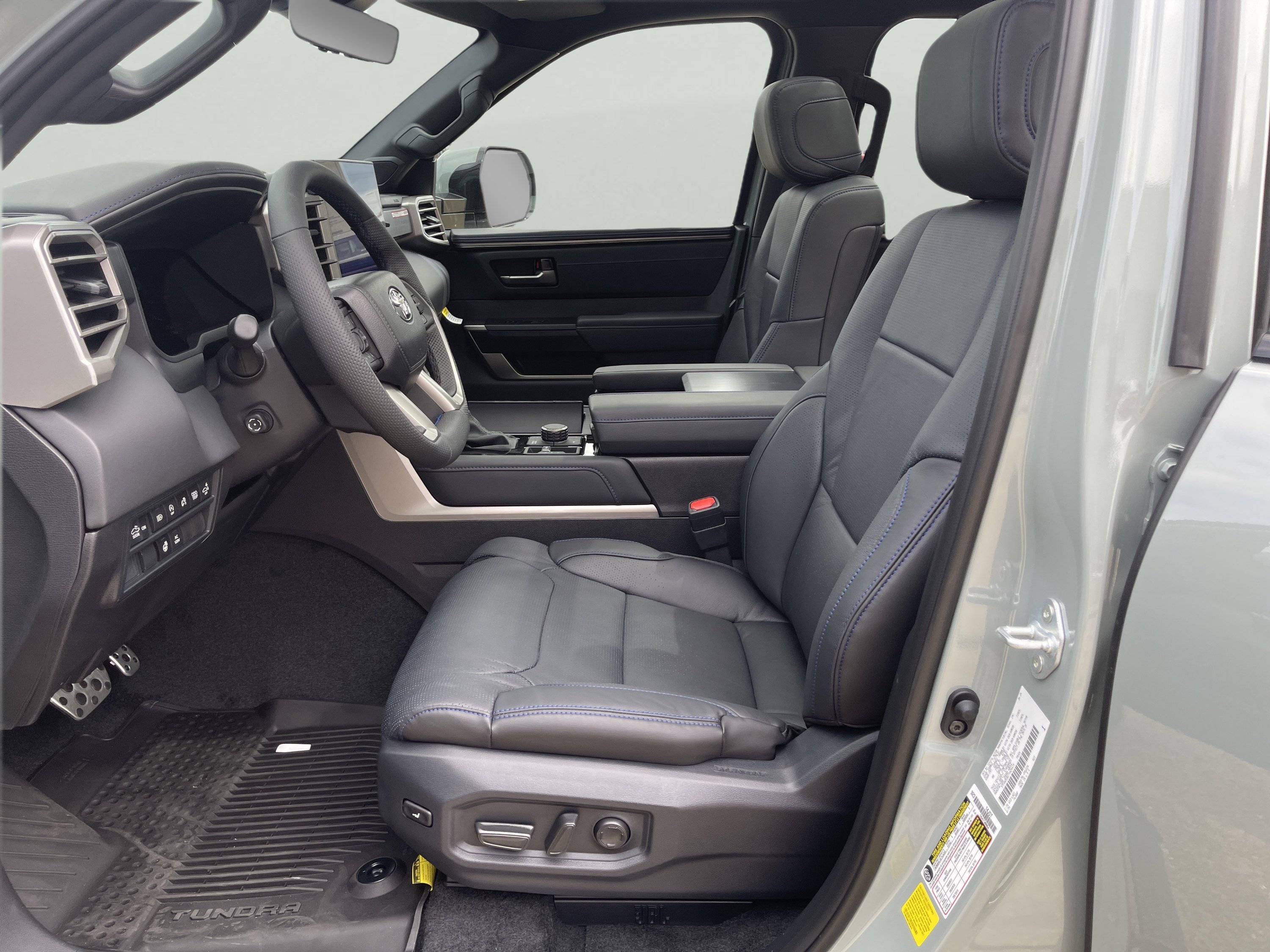 2026 Toyota Tundra Platinum - Photo 8