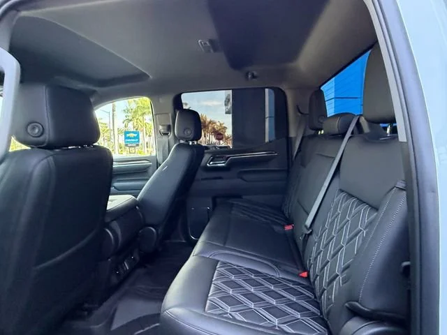New 2026 Summit White Chevrolet LT image 9