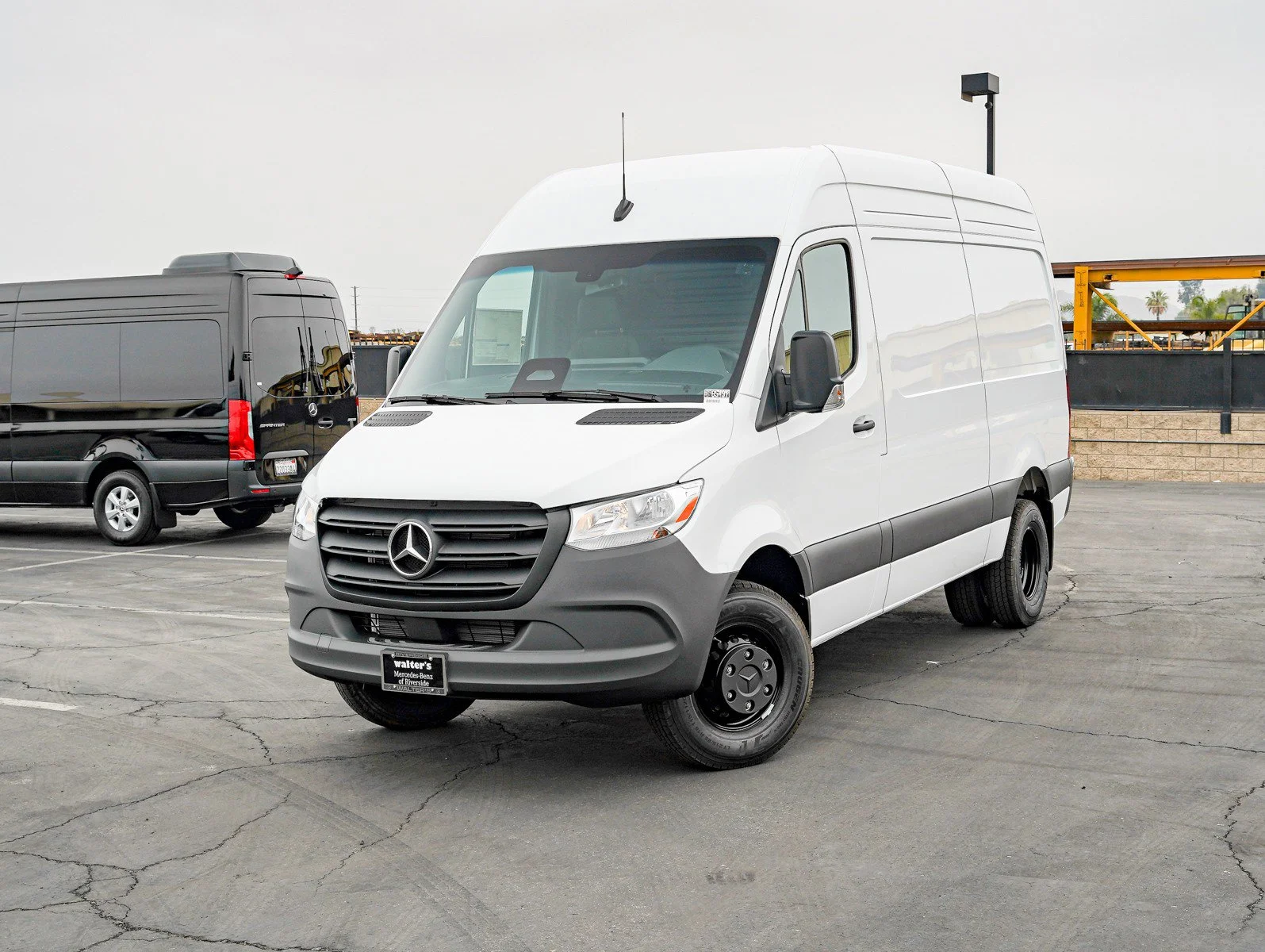 2026 Mercedes-Benz Sprinter 3500XD 144 WB HO's photo