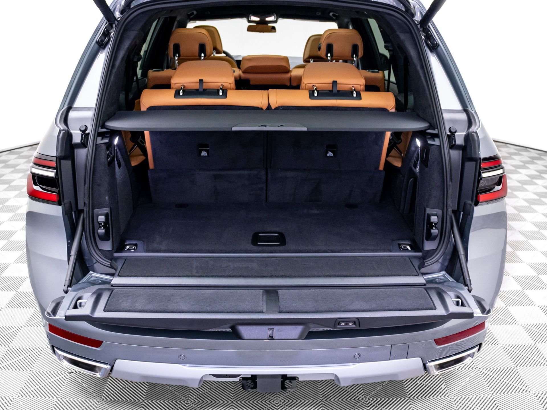 New 2026 Skyscraper Grey Metallic BMW xDrive40i image 34
