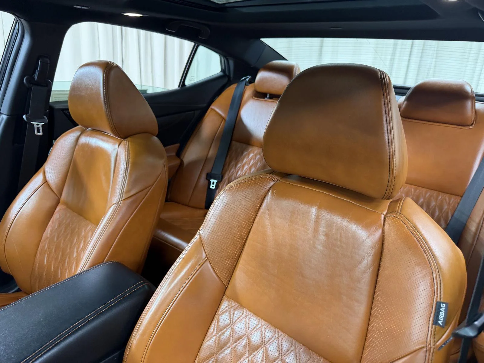 Used 2019 Pearl White Tricoat Nissan Platinum image 9