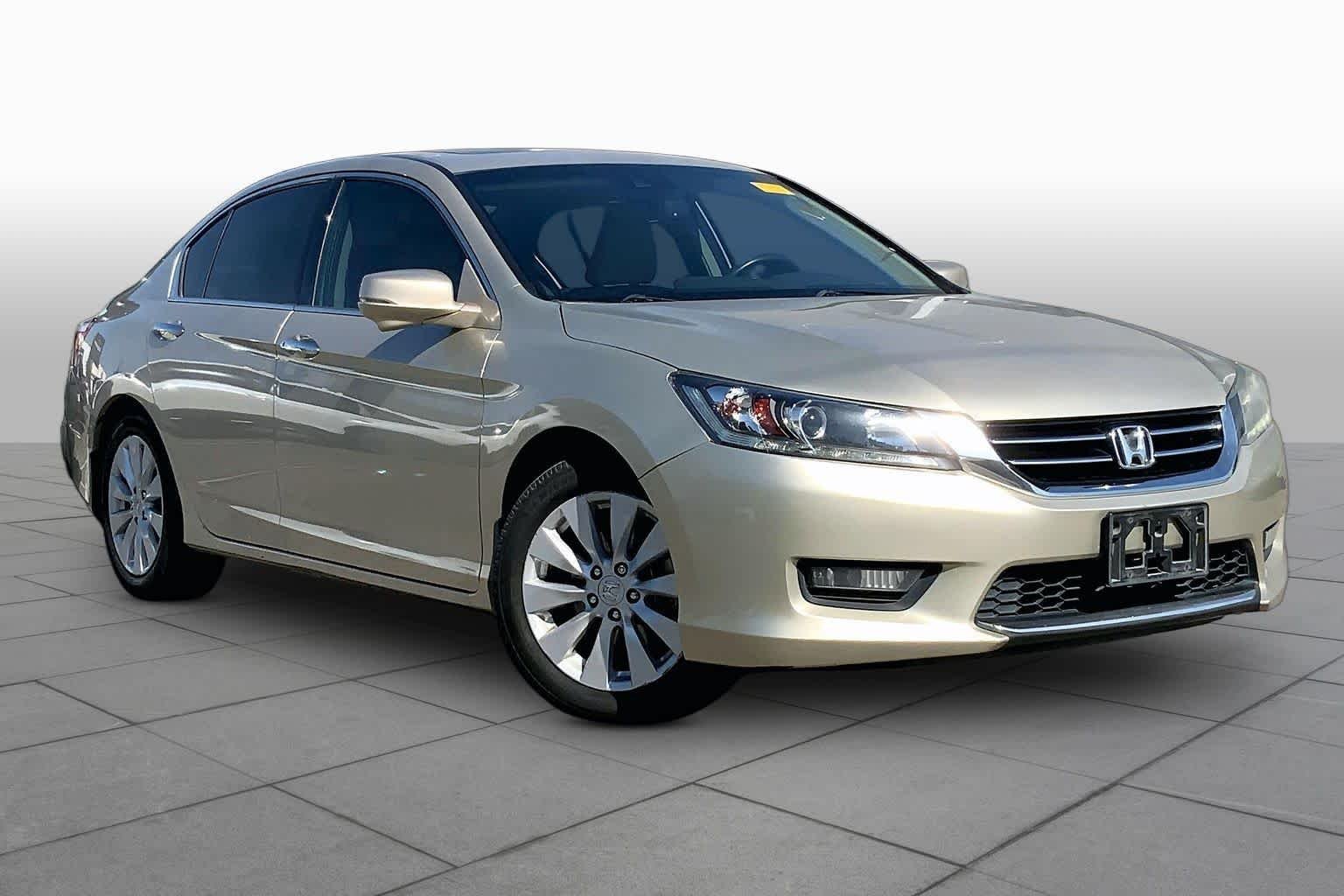 Used 2014 Honda Accord EX-L V-6 with VIN 1HGCR3F85EA033029 for sale in El Paso, TX