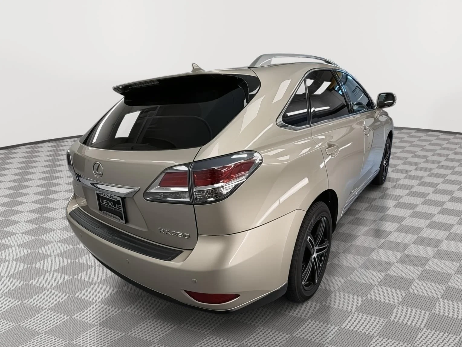 Used 2013 Satin Cashmere Metallic Lexus Base image 6