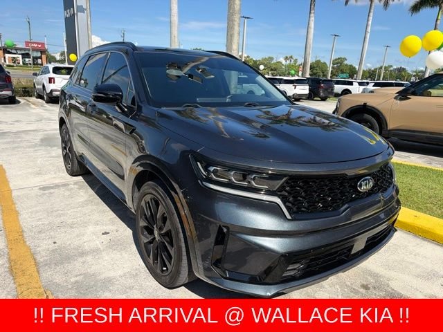 Used 2021 Gray Kia SX image 1