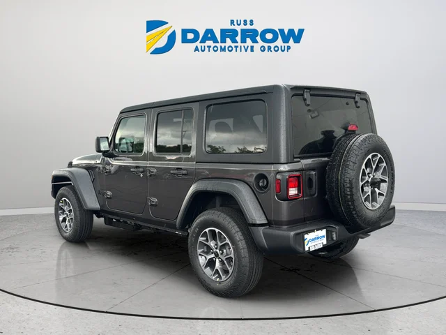 New 2026 Granite Crystal Metallic Clear-Coat Exterior Paint Jeep Sport S image 3