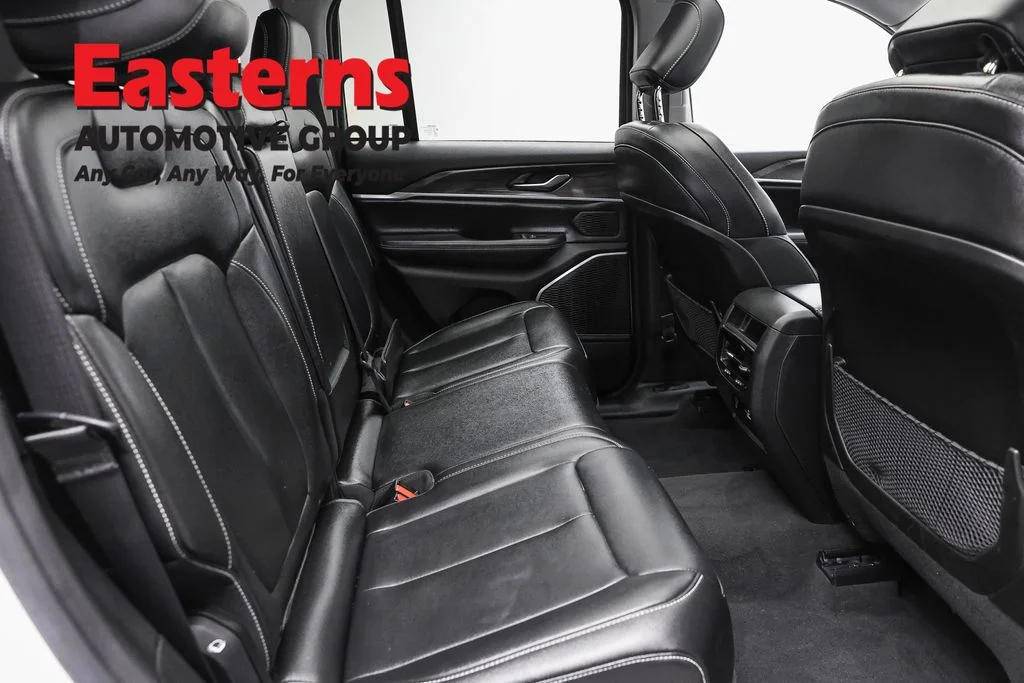 Used 2023 White Jeep 4xe image 28