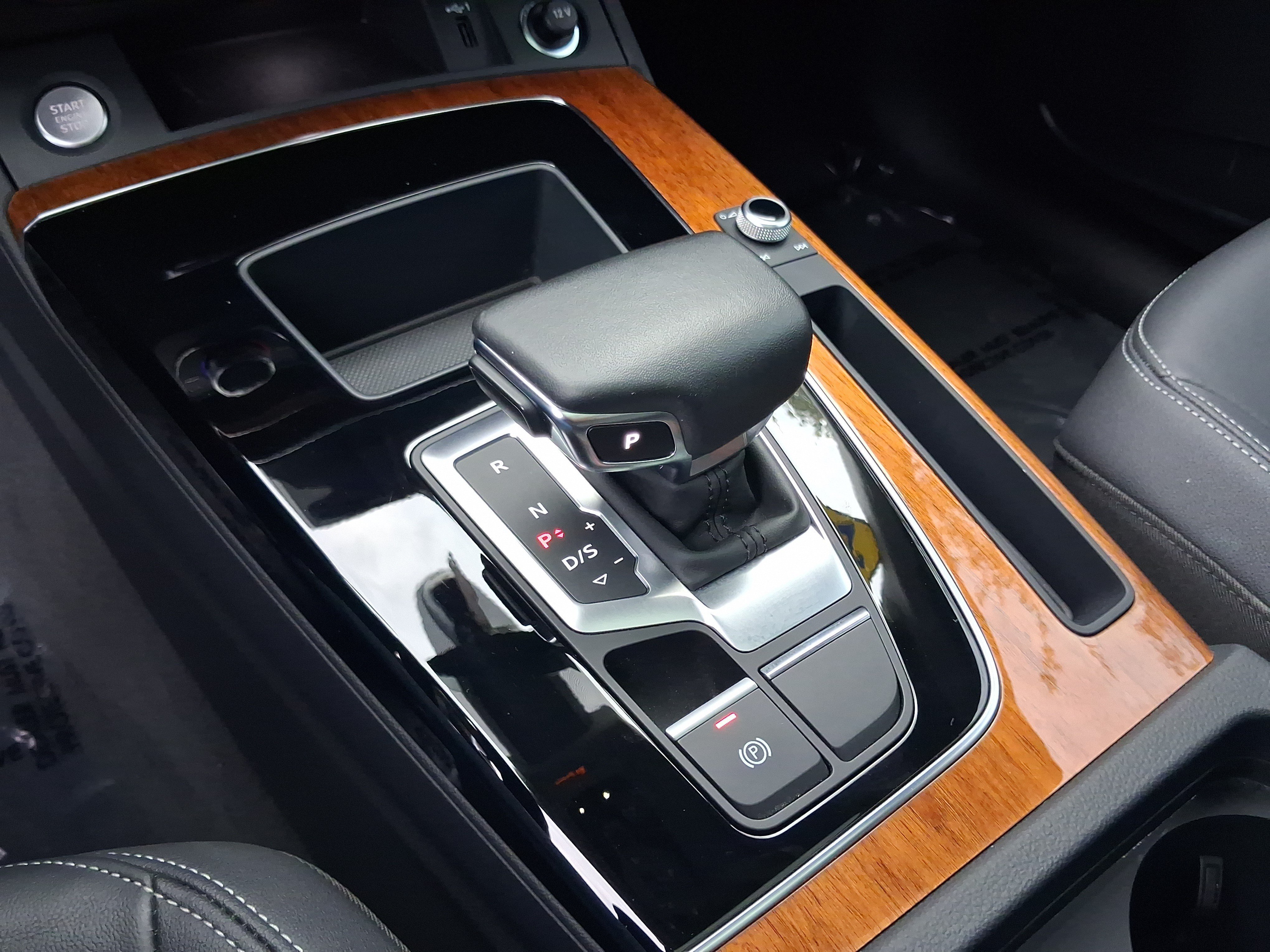 2023 Audi Q5 Premium - Photo 23
