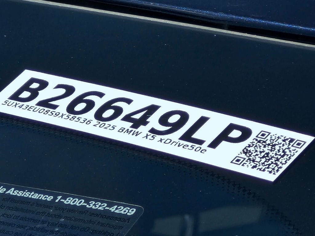Used 2025 Black BMW xDrive50e image 37
