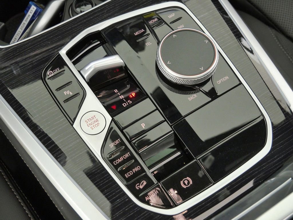 New 2026 Alpine White BMW xDrive40i image 47