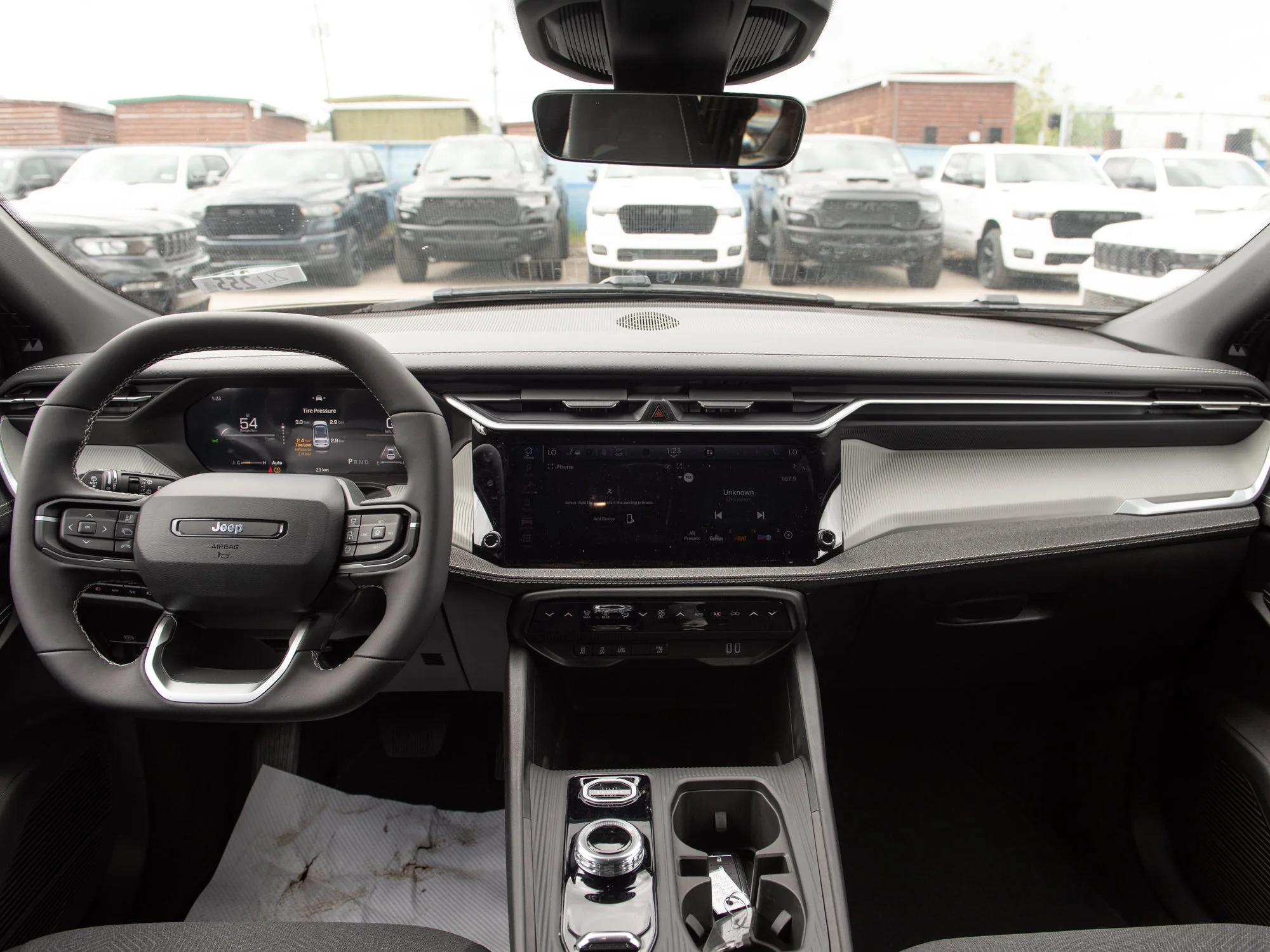 New 2026 41 Jeep Laredo* 4x4 Hybrid, 6.3L/100Kms, Heated Seats/Wheel, Remote Start image 9