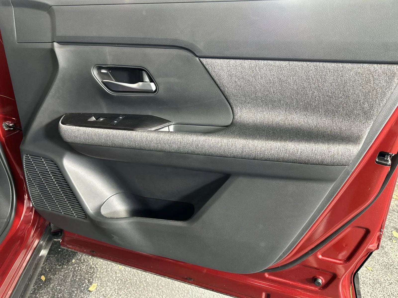 New 2026 Scarlet Ember Tintcoat Nissan SV image 31
