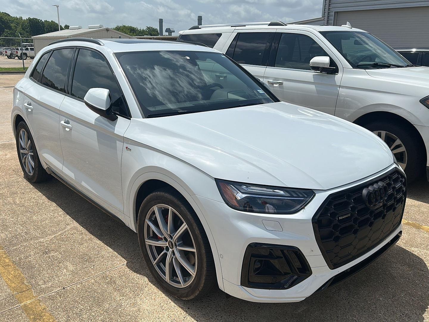 Used 2024 Glacier White Metallic Audi S line Prestige image 2