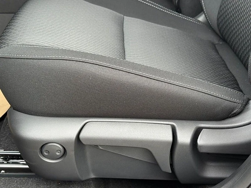 2026 Mitsubishi Outlander ES - Photo 12