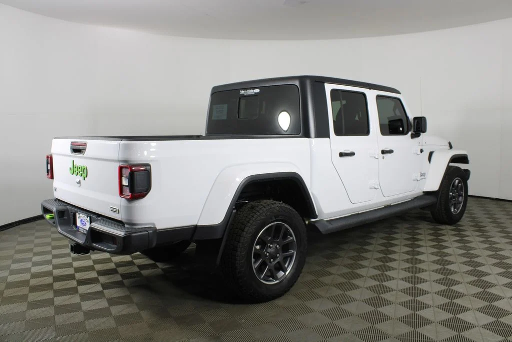 Used 2020 White Jeep Overland image 5
